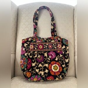 Vera Bradley Suzani floral print shoulder handbag. Excellent. 14 x 11.5. Vibrant